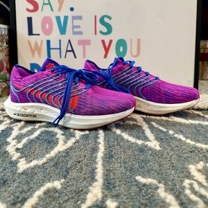 Brand new without tags or box Nike womens Flynit Pegasus Turbo